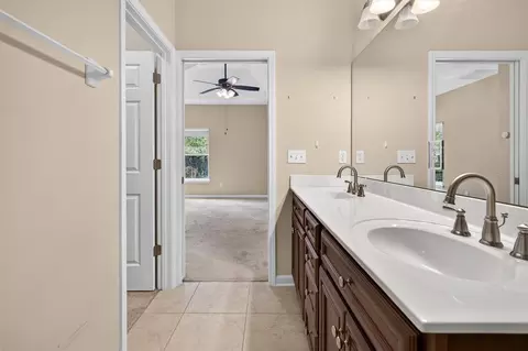 Bath - 72 Amistad Dr, Saint Augustine, FL 32086 photo 5 of 6