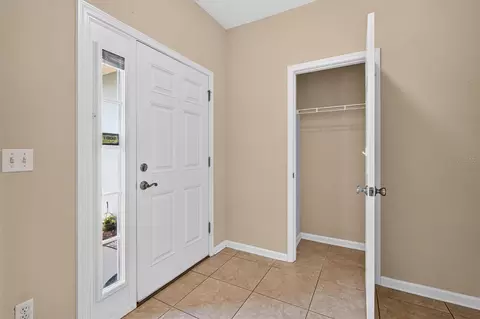 Entry Way - 72 Amistad Dr, Saint Augustine, FL 32086 photo 2 of 10