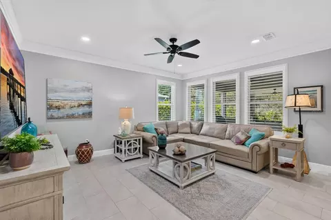 2881 Monaghan Dr, Ormond Beach, FL 32174 photo 4