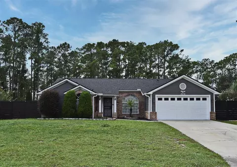 302 Shadydale Ct, Deltona, FL 32738