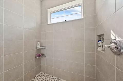 Bath - 3120 Crispin, Saint Cloud, FL 34773 photo 3 of 6