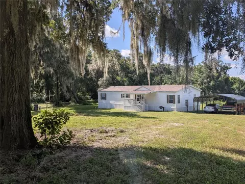 123 Amos Rd, Crescent City, FL 32112