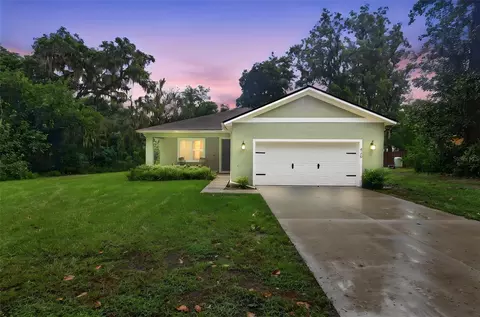 425 Spring Garden Ave, De Leon Springs, FL 32130