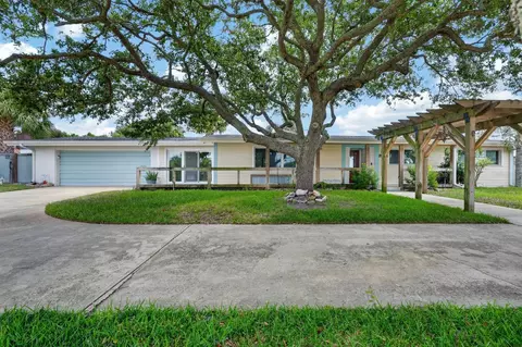 2071 S Peninsula Dr, Daytona Beach, FL 32118
