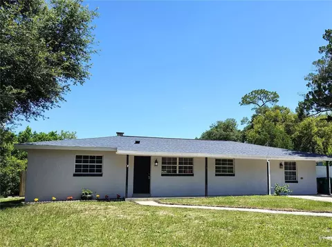 415 E Beresford Ave, Deland, FL 32724