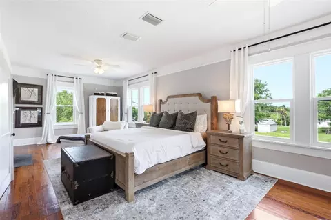 Bedroom - 47 Davis Ave, Umatilla, FL 32784 photo 4 of 5