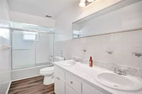 Bath - 236 Mcintosh Rd, Ormond Beach, FL 32174 photo 2 of 2