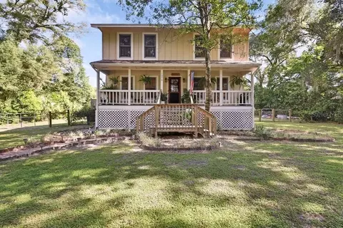 1379 Taylor Rd W, Deland, FL 32720