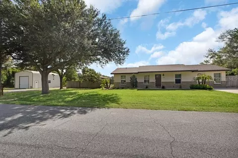103 Siesta Ct, Deland, FL 32724