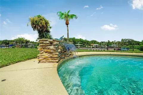 Exterior - 988 Shockney Dr, Ormond Beach, FL 32174 photo 4 of 8