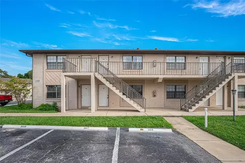1290 9th St #506, Daytona Beach, FL 32117