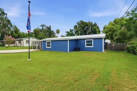 471 Pinegrove St, Deland, FL 32720