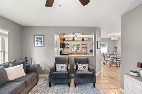 Living - 503 Dorothy Cir, Eustis, FL 32726 photo 3 of 3