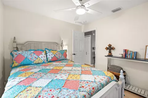 Bedroom - 503 Dorothy Cir, Eustis, FL 32726 photo 3 of 6