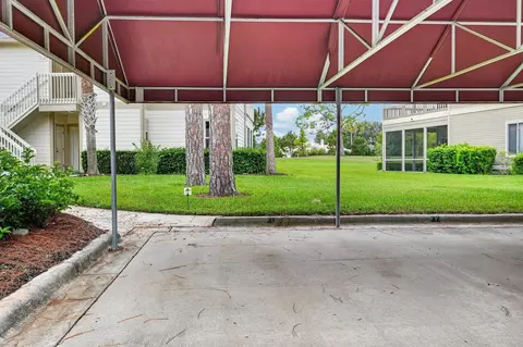 Exterior - 31 Magnolia Dr S, Ormond Beach, FL 32174 photo 7 of 13
