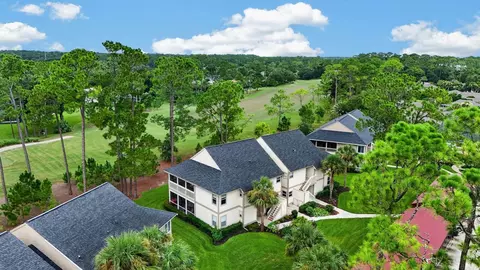 View/Area - 31 Magnolia Dr S, Ormond Beach, FL 32174 photo 3 of 4