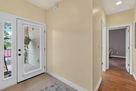 Entry Way - 31 Magnolia Dr S, Ormond Beach, FL 32174 photo 4 of 5