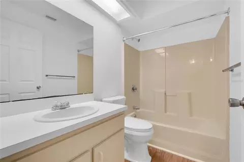 Bath - 623 Parque Dr, Ormond Beach, FL 32174 photo 1 of 2