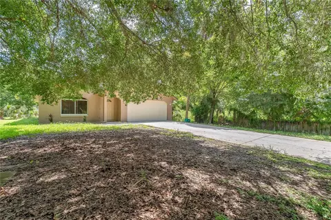 Exterior - 623 Parque Dr, Ormond Beach, FL 32174 photo 2 of 7