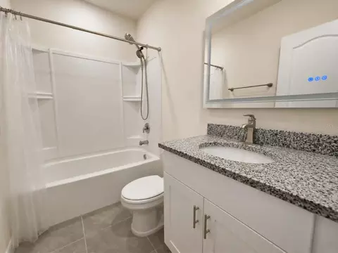 Bath - 2732 Silver Canoe Dr, Edgewater, FL 32141 photo 1 of 7