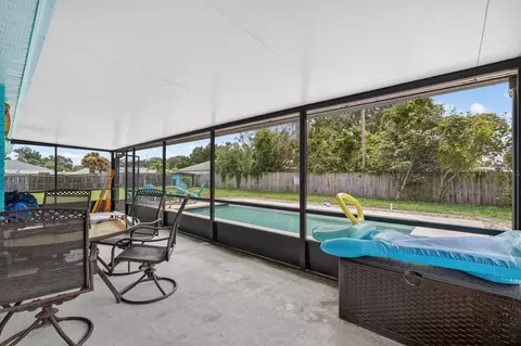 Exterior - 1845 Willow Oak Dr, Edgewater, FL 32141 photo 4 of 23