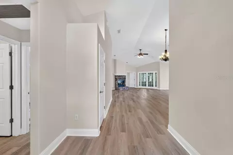 Entry Way - 31 Wild Cat Ln, Ormond Beach, FL 32174 photo 2 of 3