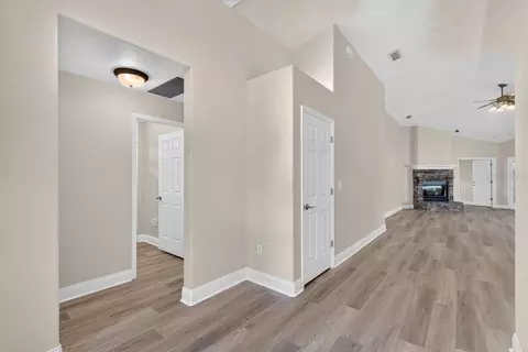 Entry Way - 31 Wild Cat Ln, Ormond Beach, FL 32174 photo 3 of 3