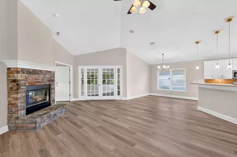 Living - 31 Wild Cat Ln, Ormond Beach, FL 32174 photo 2 of 8
