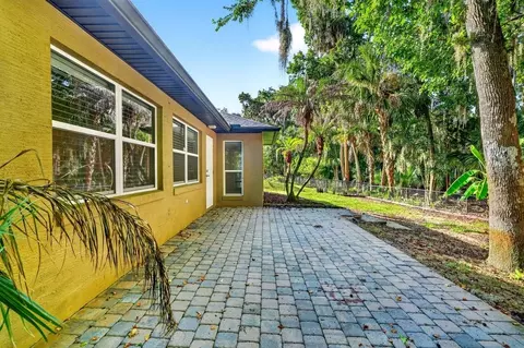 Exterior - 31 Wild Cat Ln, Ormond Beach, FL 32174 photo 4 of 7