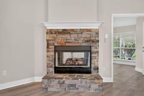 Living - 31 Wild Cat Ln, Ormond Beach, FL 32174 photo 3 of 8