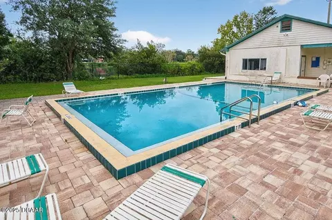 Exterior - 28 Baymeadow Ct, Ormond Beach, FL 32174 photo 7 of 7