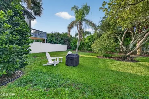 Exterior - 124 Avalon Dr, Ormond Beach, FL 32176 photo 8 of 10