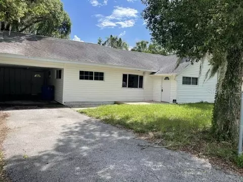106 E Rosehill Ave, Deland, FL 32724