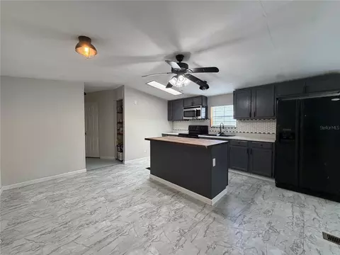 Kitchen - 1133 Avenue G, Ormond Beach, FL 32174 photo 2 of 4