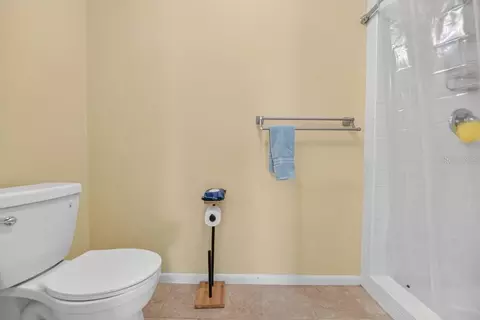 Bath - 11 Indian Trl, Ormond Beach, FL 32174 photo 3 of 10