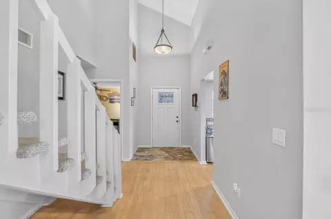 Entry Way - 11 Indian Trl, Ormond Beach, FL 32174 photo 6 of 8