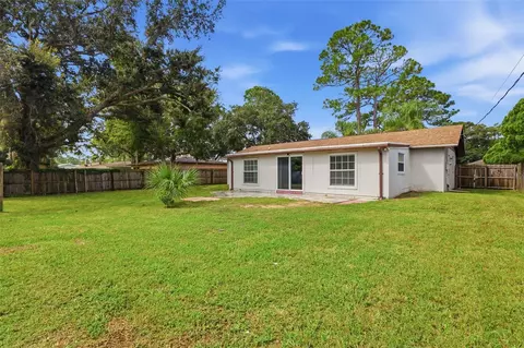 Exterior - 3307 Pine Tree Dr, Edgewater, FL 32141 photo 7 of 7