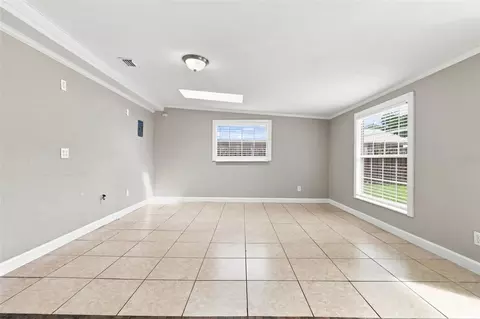 Living - 3307 Pine Tree Dr, Edgewater, FL 32141 photo 16 of 19