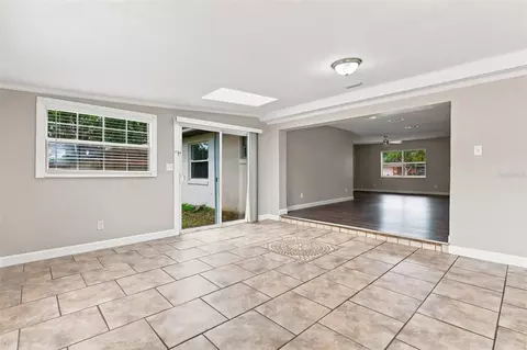 Living - 3307 Pine Tree Dr, Edgewater, FL 32141 photo 13 of 19