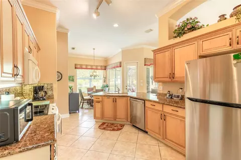 Kitchen - 1283 Royal Pointe Ln, Ormond Beach, FL 32174 photo 3 of 4