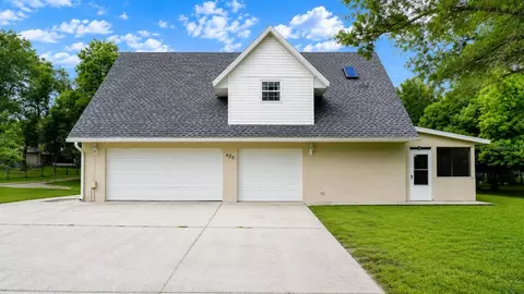 420 E New Hampshire Ave, Deland, FL 32724