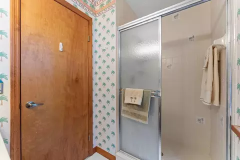 Bath - 400 Pine Bluff Trl, Ormond Beach, FL 32174 photo 6 of 9