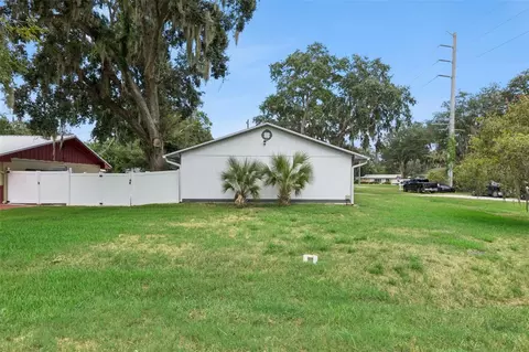Exterior - 1629 Orange Tree Dr, Edgewater, FL 32132 photo 5 of 16