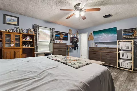 Bedroom - 1629 Orange Tree Dr, Edgewater, FL 32132 photo 1 of 5