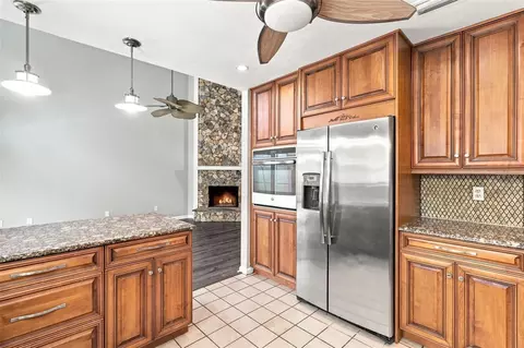Kitchen - 4 Red Bud Ln, Ormond Beach, FL 32174 photo 2 of 4
