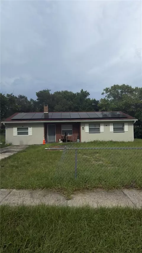833 Longview Ave, Deland, FL 32720