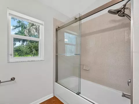 Bath - 1625 Abrams Rd, Eustis, FL 32726 photo 5 of 5