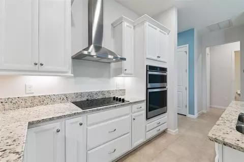 Kitchen - 3274 Bailey Ann Dr, Ormond Beach, FL 32174 photo 1 of 5