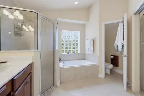 Bath - 16 Westland Run, Ormond Beach, FL 32174 photo 4 of 5