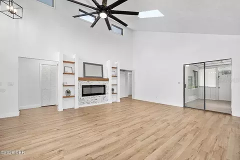 Living - 5 Winding Woods Trl, Ormond Beach, FL 32174 photo 2 of 4